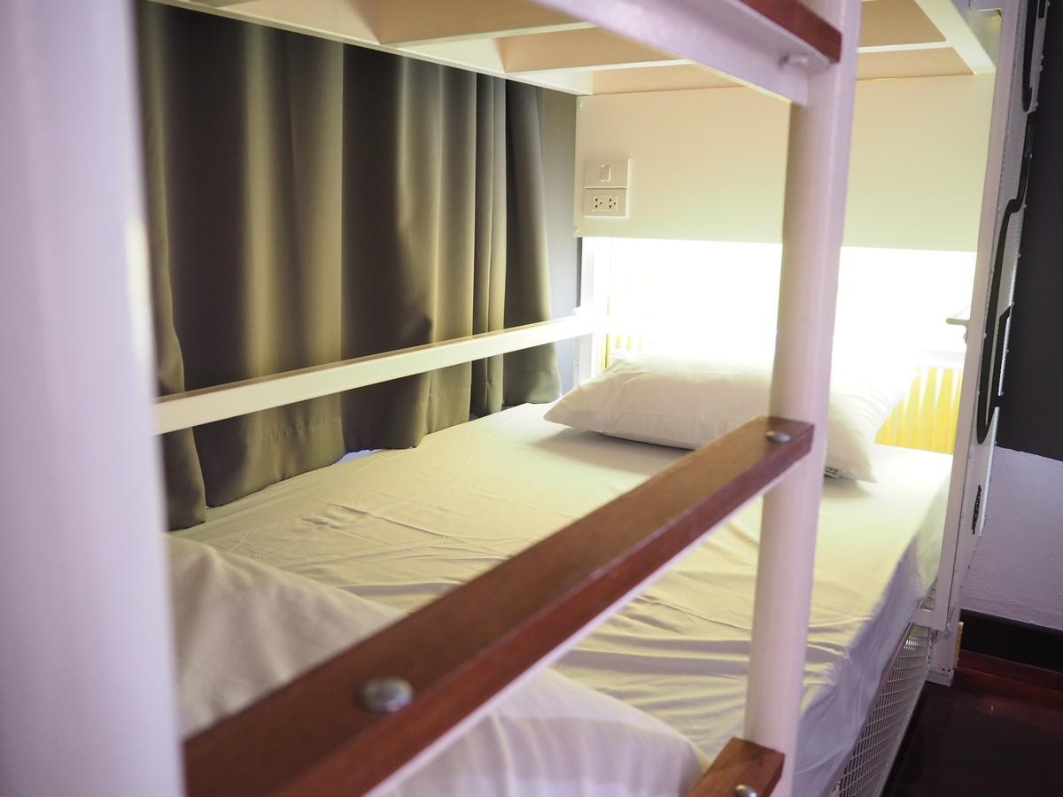 Thai Time Hostel Chiang Mai Bagian luar foto