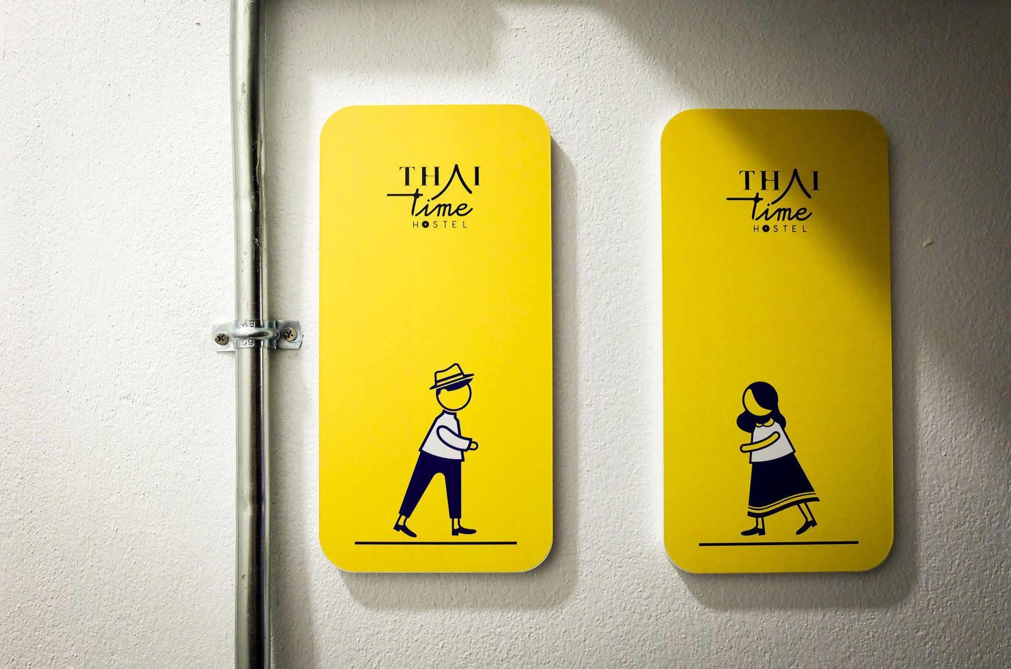 Thai Time Hostel Chiang Mai Bagian luar foto